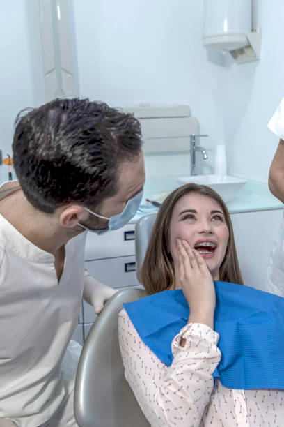 Best Broken or Chipped Tooth Repair in Manvel, TX